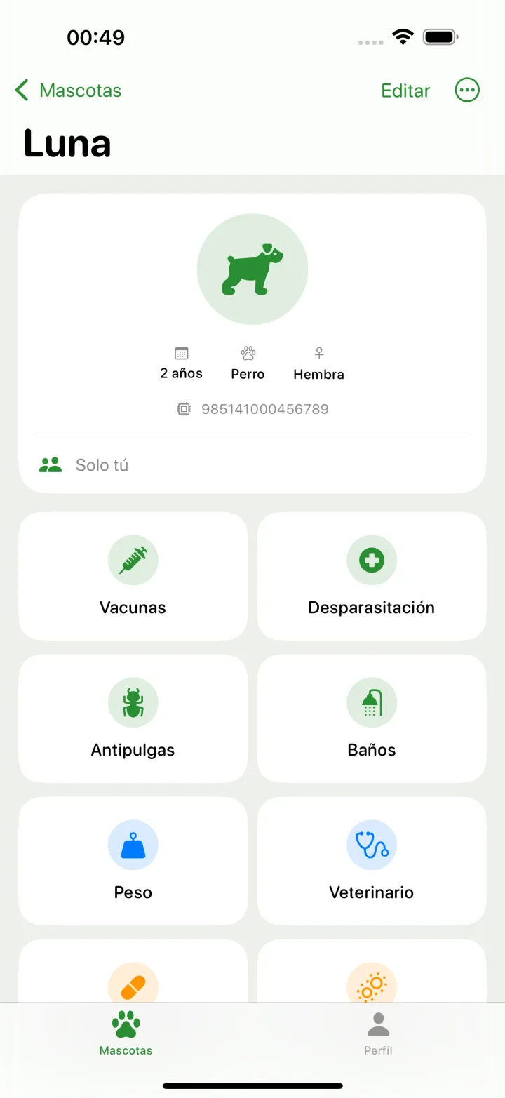Historial de salud de una mascota organizado por categorías